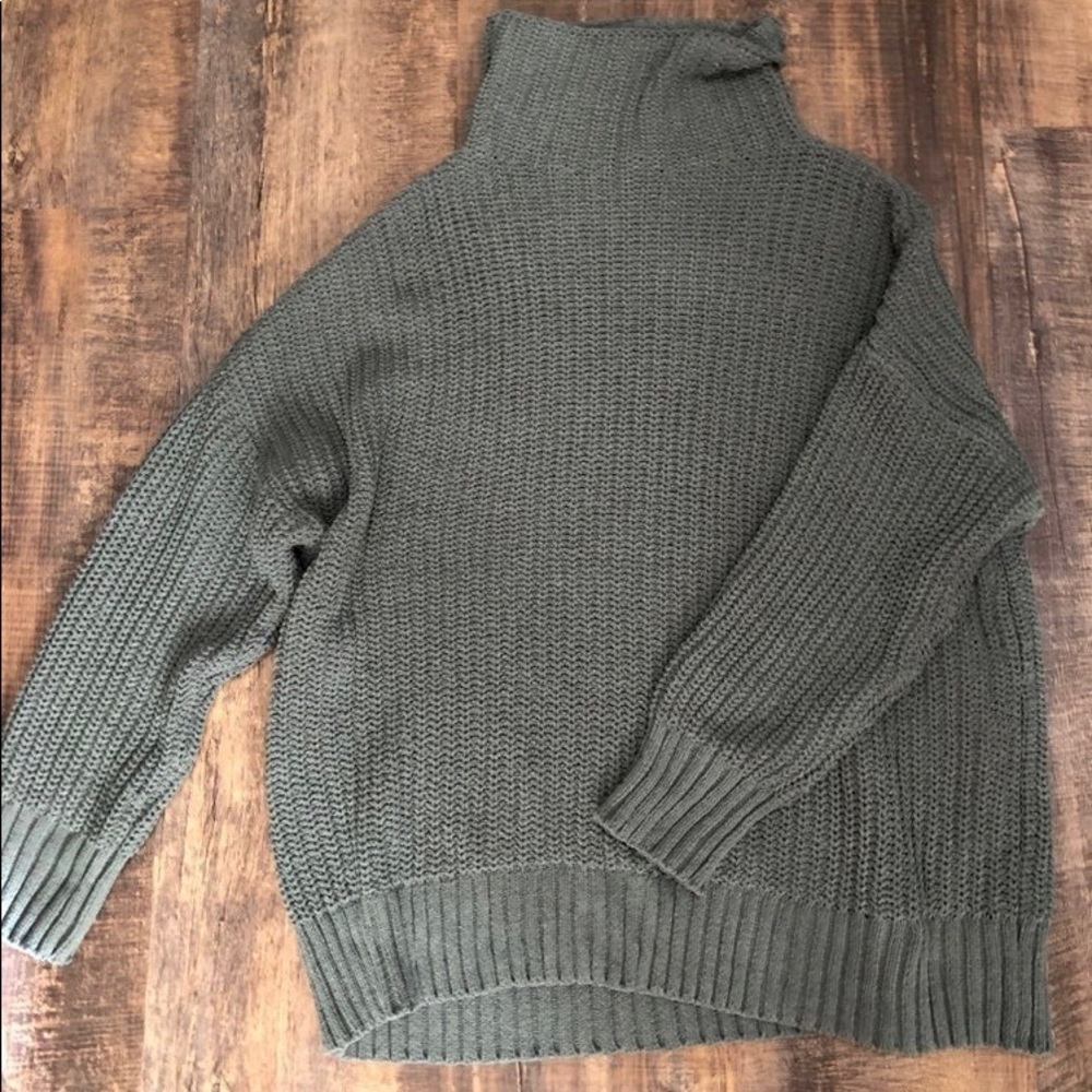 Aerie Oversized Chunky Knit Sweater